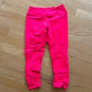 New - Beyond Yoga cropped back gathered leggings